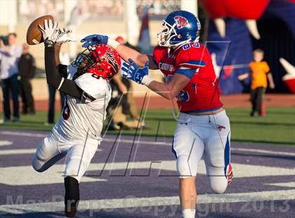 Thumbnail 3 in Cedar Hill vs Cooper (UIL 5A D2 Regional Playoff) photogallery.