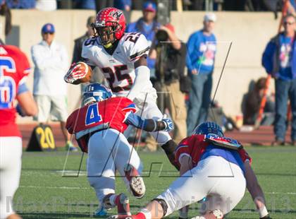 Thumbnail 3 in Cedar Hill vs Cooper (UIL 5A D2 Regional Playoff) photogallery.
