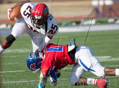 Thumbnail 3 in Cedar Hill vs Cooper (UIL 5A D2 Regional Playoff) photogallery.