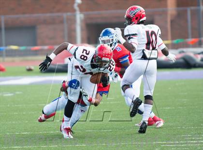 Thumbnail 2 in Cedar Hill vs Cooper (UIL 5A D2 Regional Playoff) photogallery.