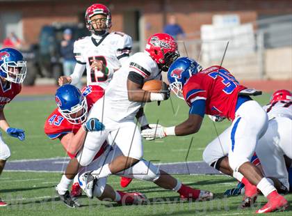 Thumbnail 3 in Cedar Hill vs Cooper (UIL 5A D2 Regional Playoff) photogallery.