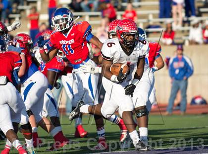 Thumbnail 3 in Cedar Hill vs Cooper (UIL 5A D2 Regional Playoff) photogallery.