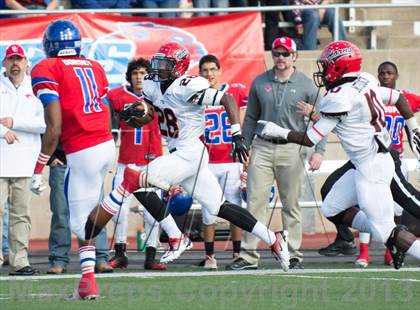 Thumbnail 3 in Cedar Hill vs Cooper (UIL 5A D2 Regional Playoff) photogallery.