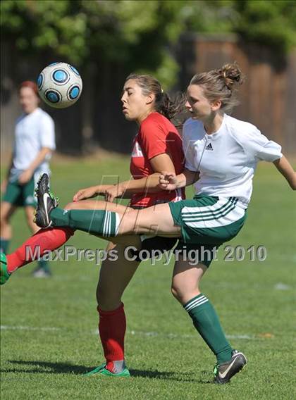 Thumbnail 1 in Mira Loma @ Rio Americano photogallery.