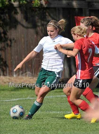 Thumbnail 3 in Mira Loma @ Rio Americano photogallery.