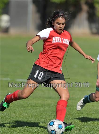Thumbnail 3 in Mira Loma @ Rio Americano photogallery.