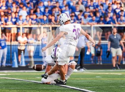Thumbnail 2 in Elder @ Covington Catholic photogallery.