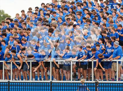 Thumbnail 1 in Elder @ Covington Catholic photogallery.