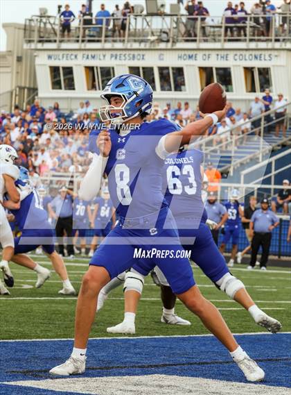 Thumbnail 1 in Elder @ Covington Catholic photogallery.