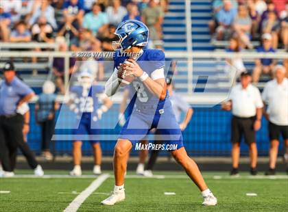 Thumbnail 3 in Elder @ Covington Catholic photogallery.
