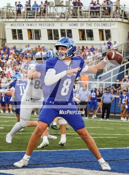 Thumbnail 3 in Elder @ Covington Catholic photogallery.