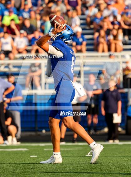 Thumbnail 3 in Elder @ Covington Catholic photogallery.