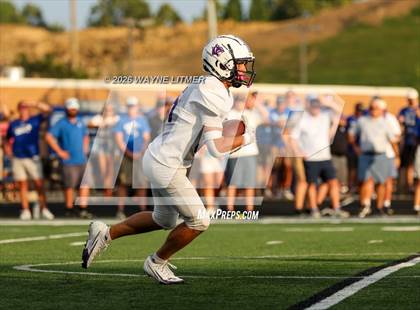 Thumbnail 1 in Elder @ Covington Catholic photogallery.