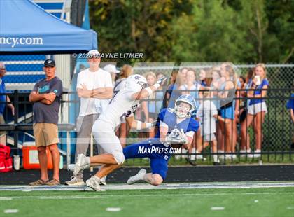 Thumbnail 2 in Elder @ Covington Catholic photogallery.