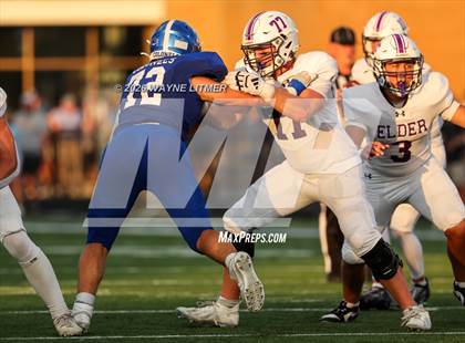 Thumbnail 2 in Elder @ Covington Catholic photogallery.