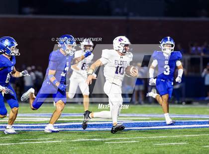 Thumbnail 2 in Elder @ Covington Catholic photogallery.