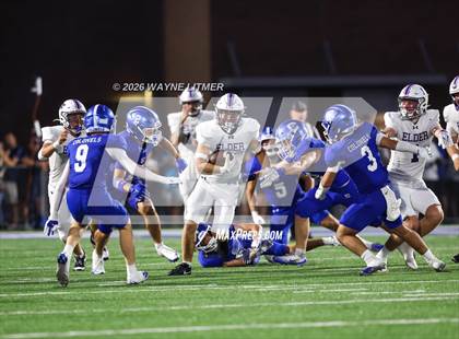 Thumbnail 2 in Elder @ Covington Catholic photogallery.