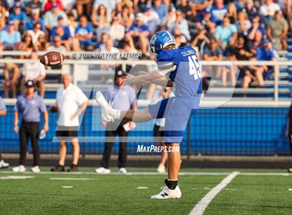 Thumbnail 1 in Elder @ Covington Catholic photogallery.