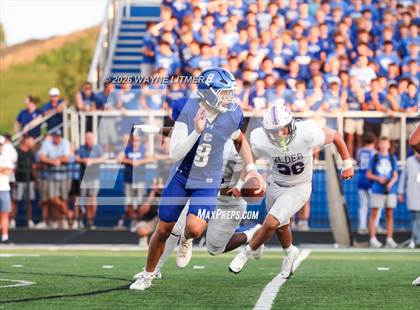 Thumbnail 2 in Elder @ Covington Catholic photogallery.