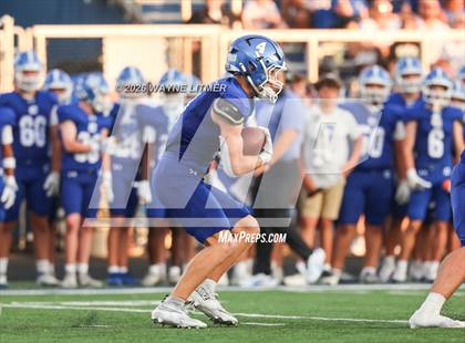 Thumbnail 1 in Elder @ Covington Catholic photogallery.