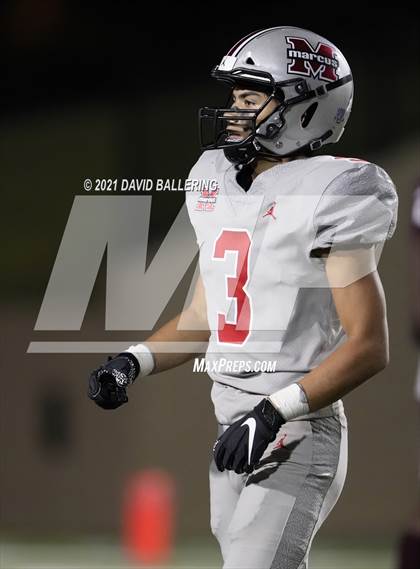 Thumbnail 1 in Marcus @ Plano photogallery.