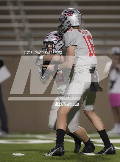 Thumbnail 3 in Marcus @ Plano photogallery.