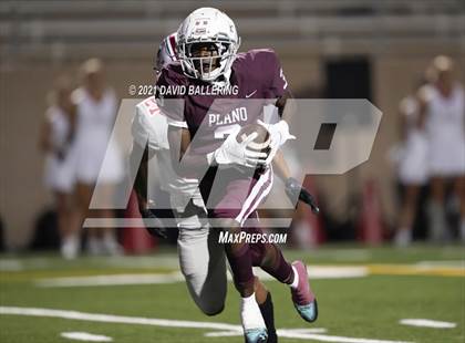 Thumbnail 2 in Marcus @ Plano photogallery.