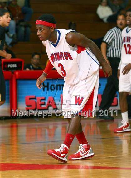 Thumbnail 1 in Washington vs. Bishop Montgomery (Sea Hawk Classic Championship Game) photogallery.