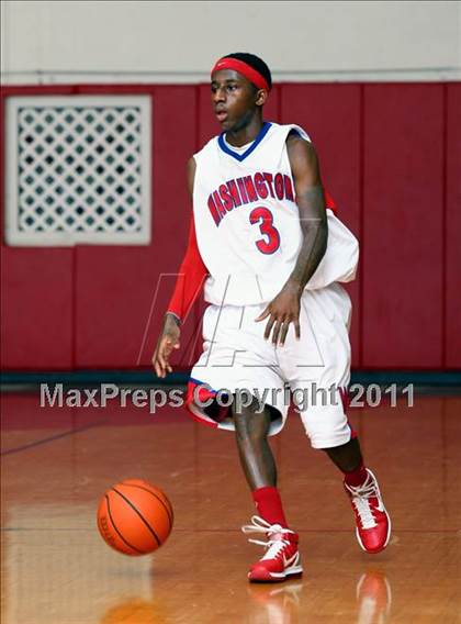 Thumbnail 1 in Washington vs. Bishop Montgomery (Sea Hawk Classic Championship Game) photogallery.