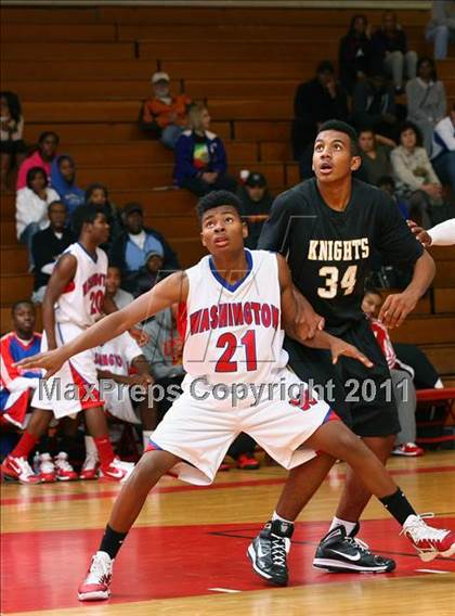 Thumbnail 1 in Washington vs. Bishop Montgomery (Sea Hawk Classic Championship Game) photogallery.