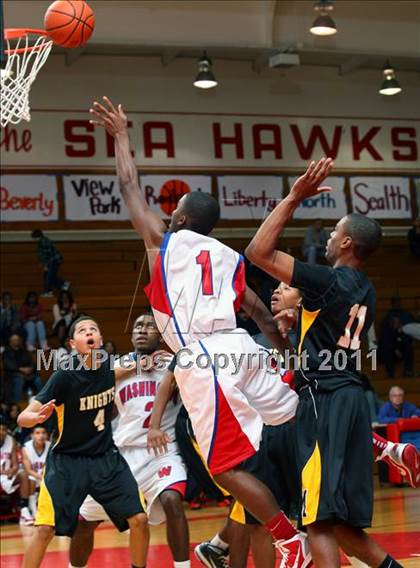 Thumbnail 2 in Washington vs. Bishop Montgomery (Sea Hawk Classic Championship Game) photogallery.