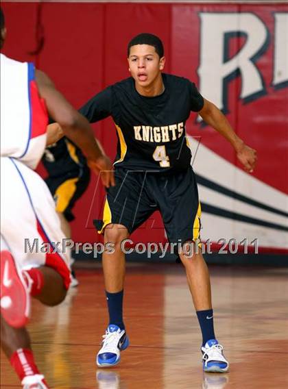 Thumbnail 2 in Washington vs. Bishop Montgomery (Sea Hawk Classic Championship Game) photogallery.