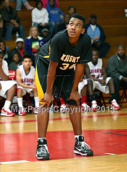 Thumbnail 3 in Washington vs. Bishop Montgomery (Sea Hawk Classic Championship Game) photogallery.
