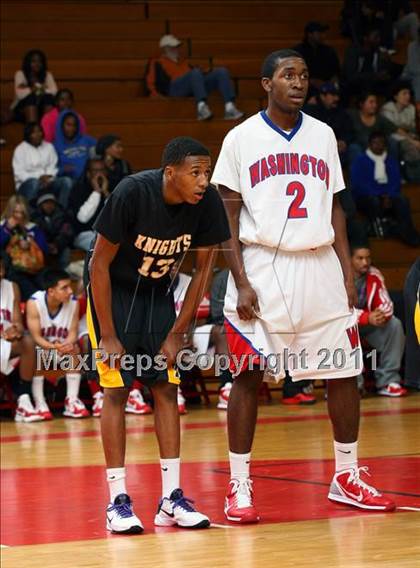 Thumbnail 3 in Washington vs. Bishop Montgomery (Sea Hawk Classic Championship Game) photogallery.