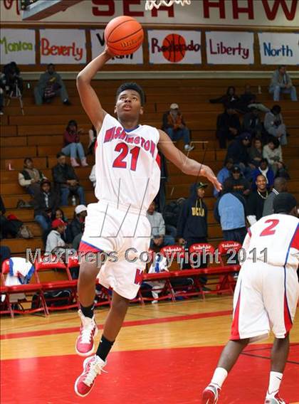 Thumbnail 3 in Washington vs. Bishop Montgomery (Sea Hawk Classic Championship Game) photogallery.