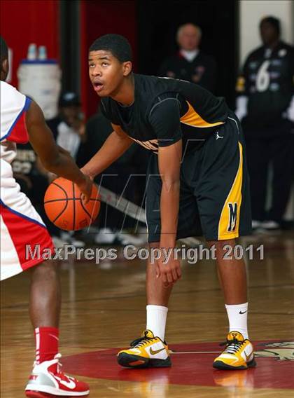 Thumbnail 3 in Washington vs. Bishop Montgomery (Sea Hawk Classic Championship Game) photogallery.