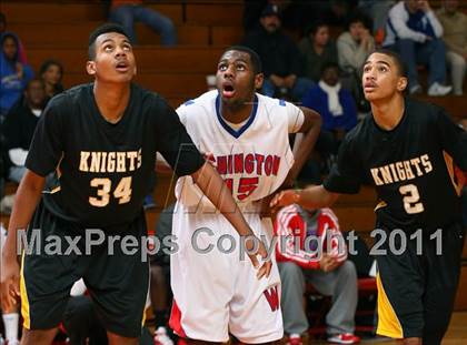 Thumbnail 3 in Washington vs. Bishop Montgomery (Sea Hawk Classic Championship Game) photogallery.
