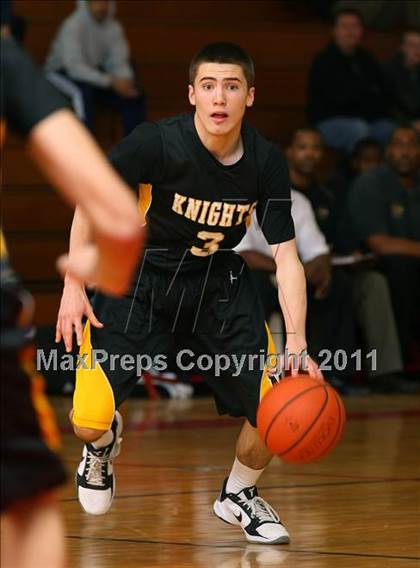 Thumbnail 2 in Washington vs. Bishop Montgomery (Sea Hawk Classic Championship Game) photogallery.