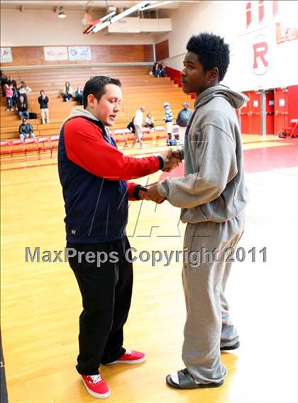 Thumbnail 1 in Washington vs. Bishop Montgomery (Sea Hawk Classic Championship Game) photogallery.