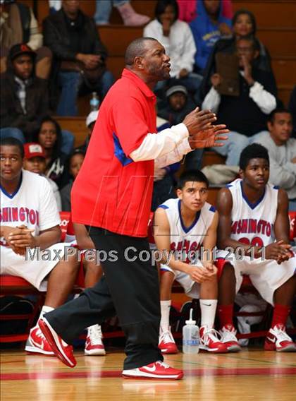 Thumbnail 3 in Washington vs. Bishop Montgomery (Sea Hawk Classic Championship Game) photogallery.