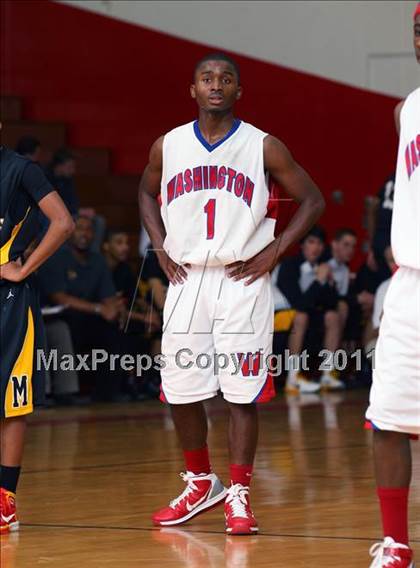 Thumbnail 1 in Washington vs. Bishop Montgomery (Sea Hawk Classic Championship Game) photogallery.