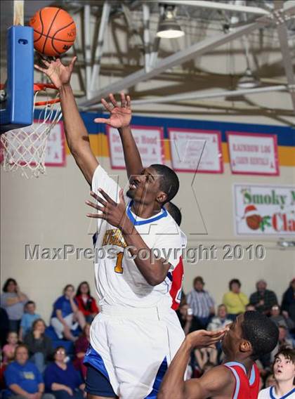 Thumbnail 3 in Austin-East @ Gatlinburg-Pittman photogallery.