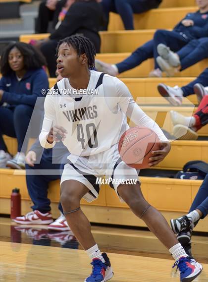 Thumbnail 3 in Olathe North @ Shawnee Mission West photogallery.