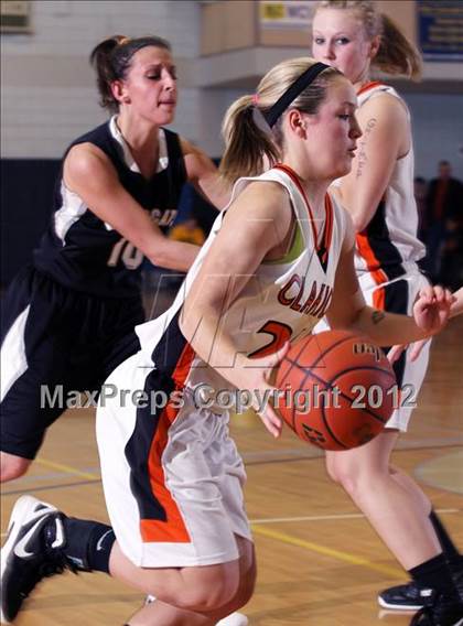 Thumbnail 2 in Clarion Area vs. Homer-Center (PIAA Class A First Round) photogallery.