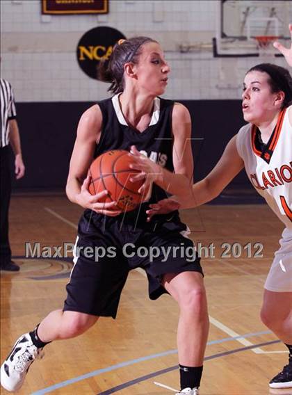 Thumbnail 3 in Clarion Area vs. Homer-Center (PIAA Class A First Round) photogallery.