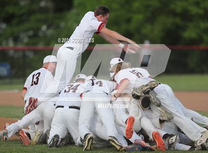 Thumbnail 3 in Columbus Academy vs. Liberty Union (OHSAA D3 District Final) photogallery.
