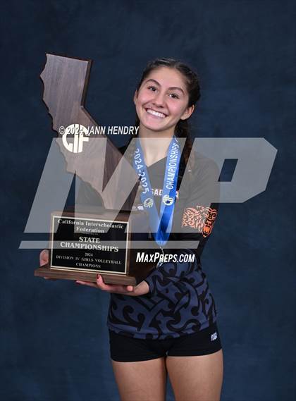 Thumbnail 3 in Hilmar vs South Pasadena (CIF Division 4 Final Awards) photogallery.