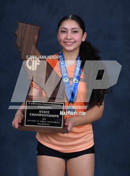 Thumbnail 2 in Hilmar vs South Pasadena (CIF Division 4 Final Awards) photogallery.