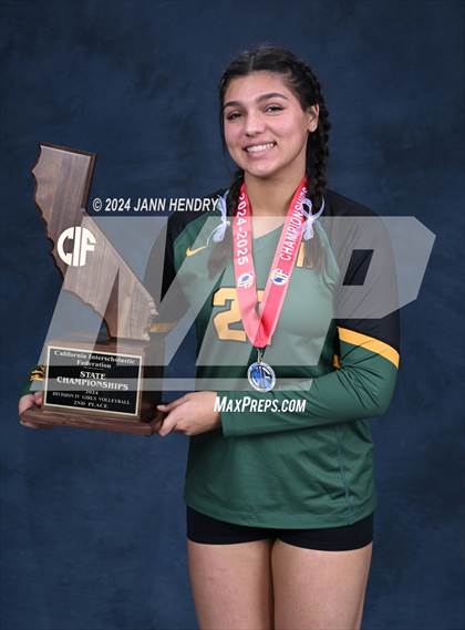 Thumbnail 3 in Hilmar vs South Pasadena (CIF Division 4 Final Awards) photogallery.