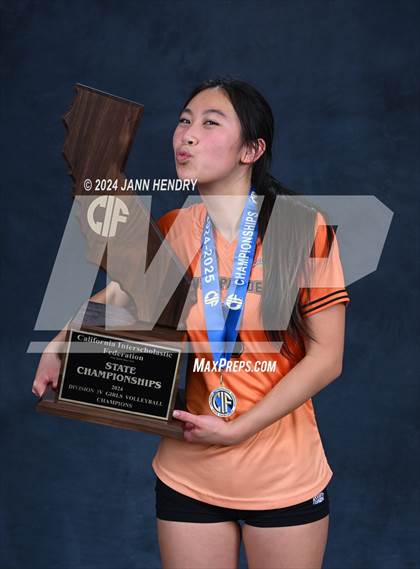 Thumbnail 1 in Hilmar vs South Pasadena (CIF Division 4 Final Awards) photogallery.